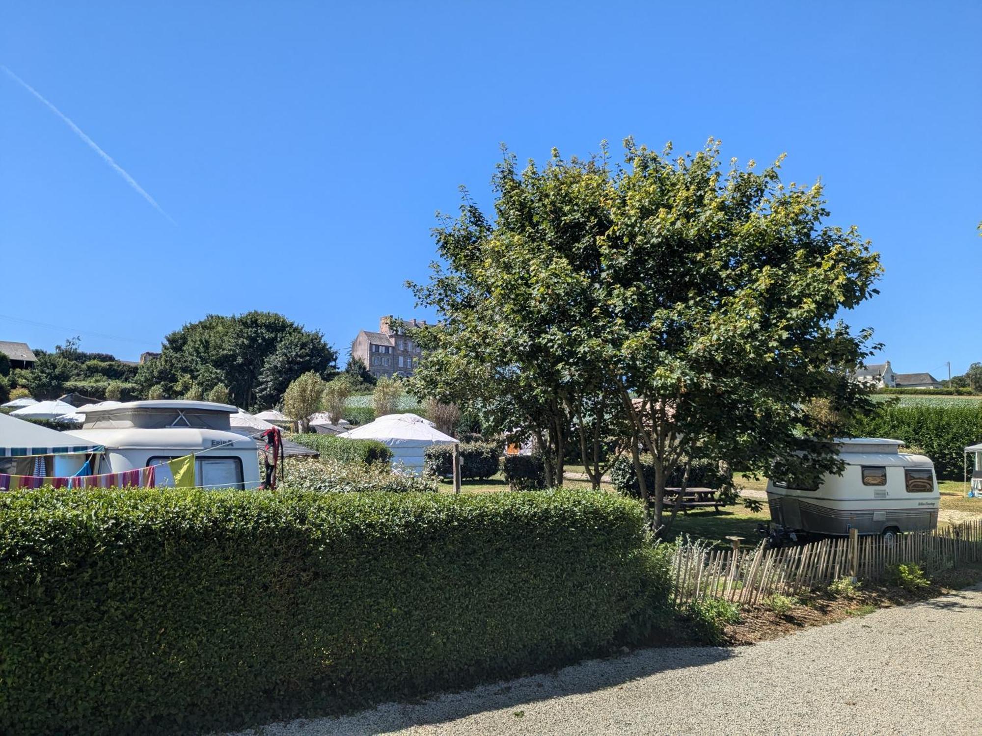 Camping Kerlaudy Mer Et Yourtes Plouénan Esterno foto