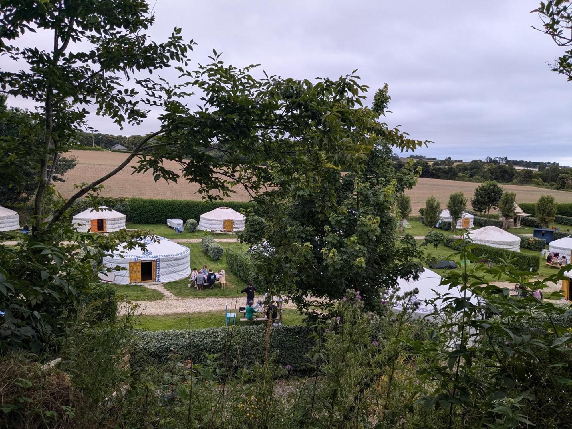 Camping Kerlaudy Mer Et Yourtes Plouénan Esterno foto